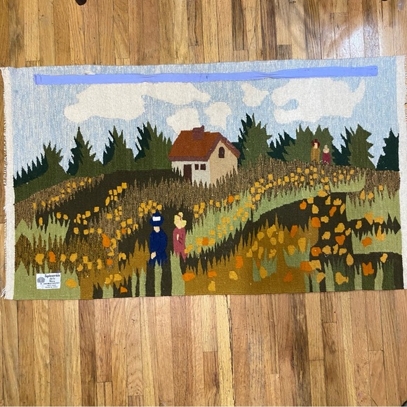 Wall Tapestry Field With Flowers Limited Edition Woolen La Mère Made In India - Picture 3 of 11